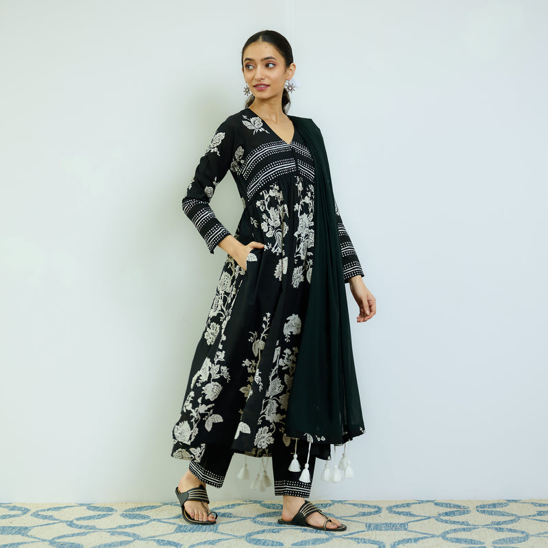 Zehra Black Cotton Kurta Set with Mul Cotton Dupatta & Tassel Detail