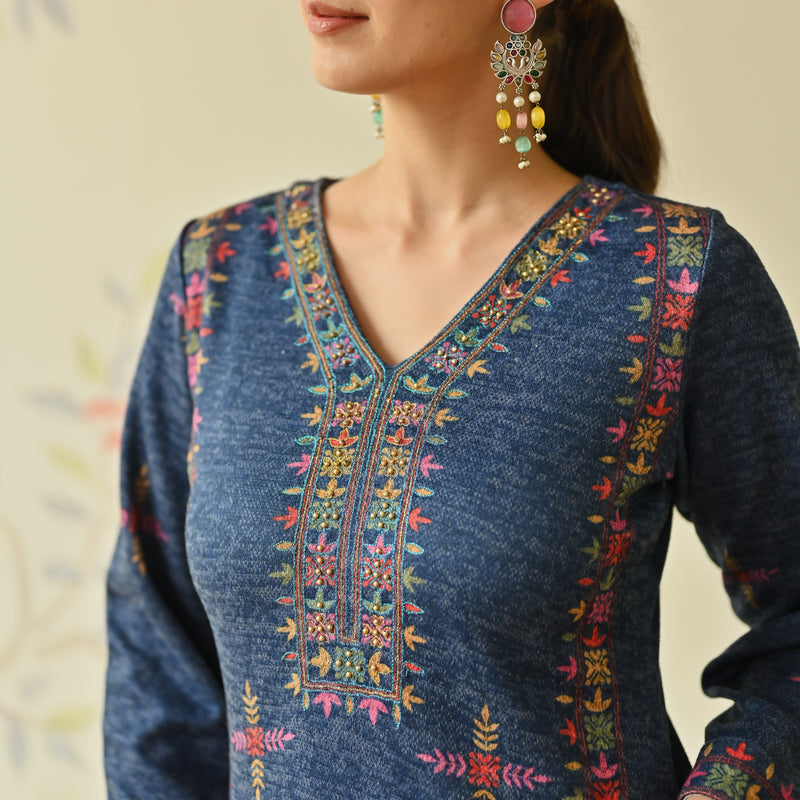 Navy Blue Embroidered & Phulkari Printed Woollen Kurta Pant Set