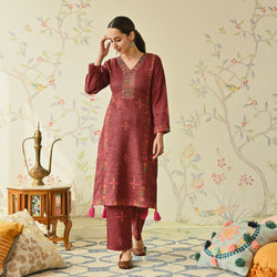 Maroon Embroidered & Phulkari Printed Woollen Kurta Pant Set