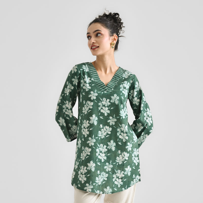 Moss Green Contemporary Dabu Printed Cotton Tunic with V Neckline