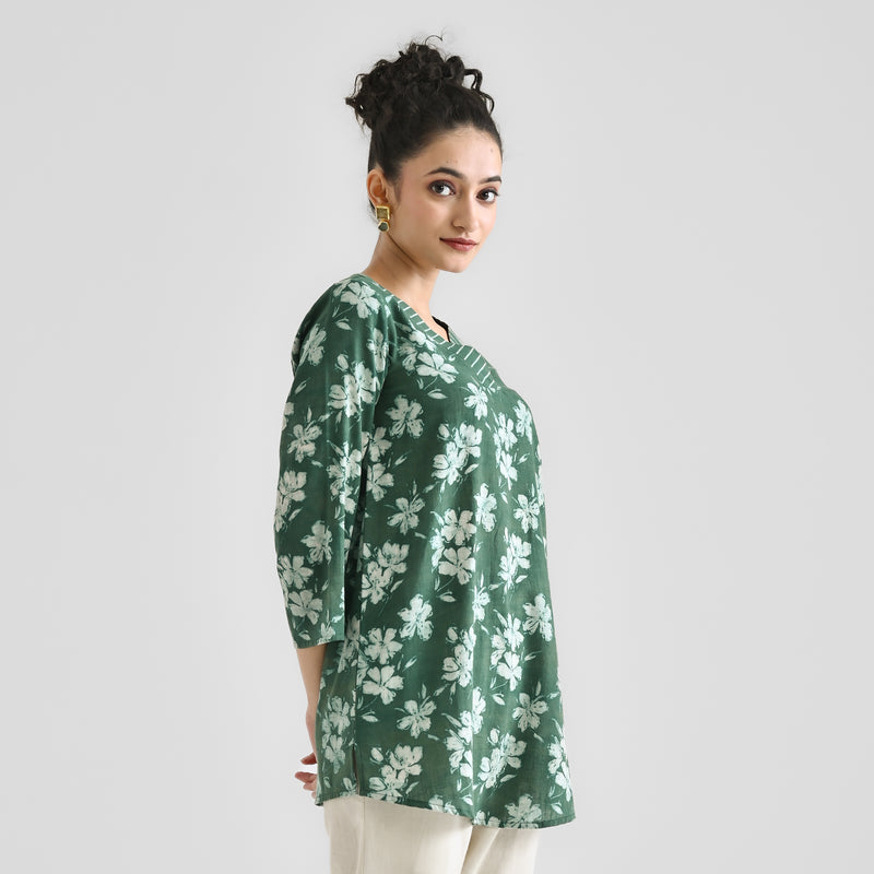 Moss Green Contemporary Dabu Printed Cotton Tunic with V Neckline