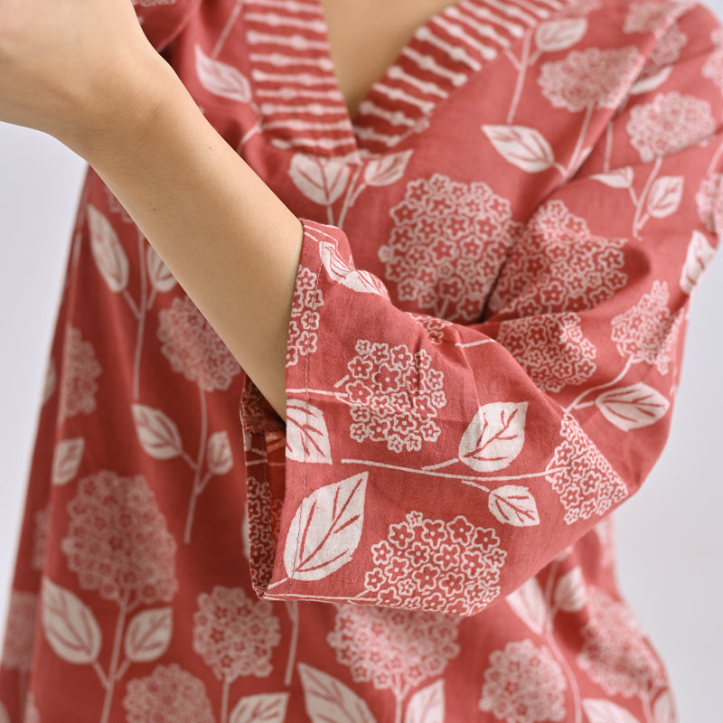 Brick Red Contemporary Dabu Printed Cotton Tunic with V Neckline