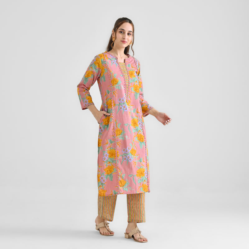 Dusty Pink Sanganeri Floral Printed Cotton Kurta with Lace Detail