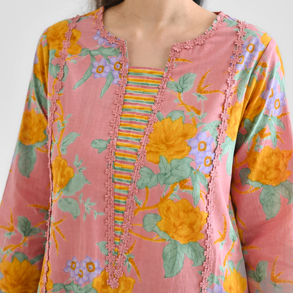 Dusty Pink Floral Sanganeri Inspired Cotton Kurta with Lace Detail