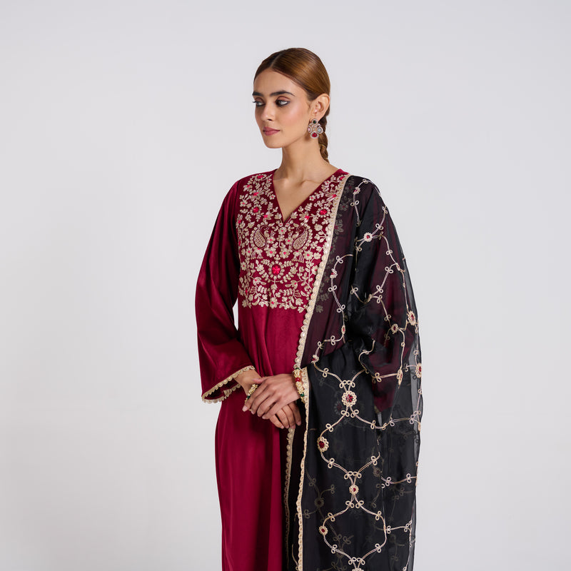 Maroon Embroidered Gulzaar Velvet Set with Dupatta