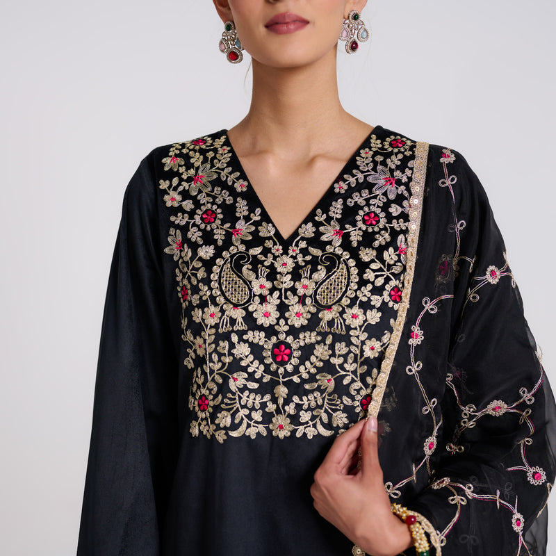 Black Embroidered Gulzaar Velvet Set with Dupatta