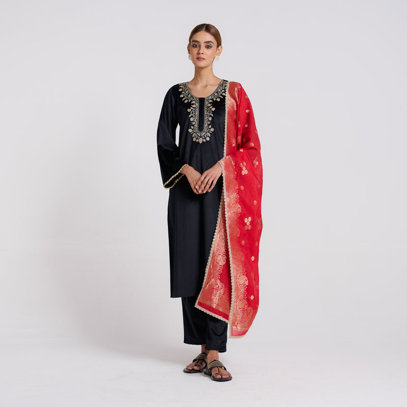 Black Embroidered Noor Velvet Set with Brocade Dupatta