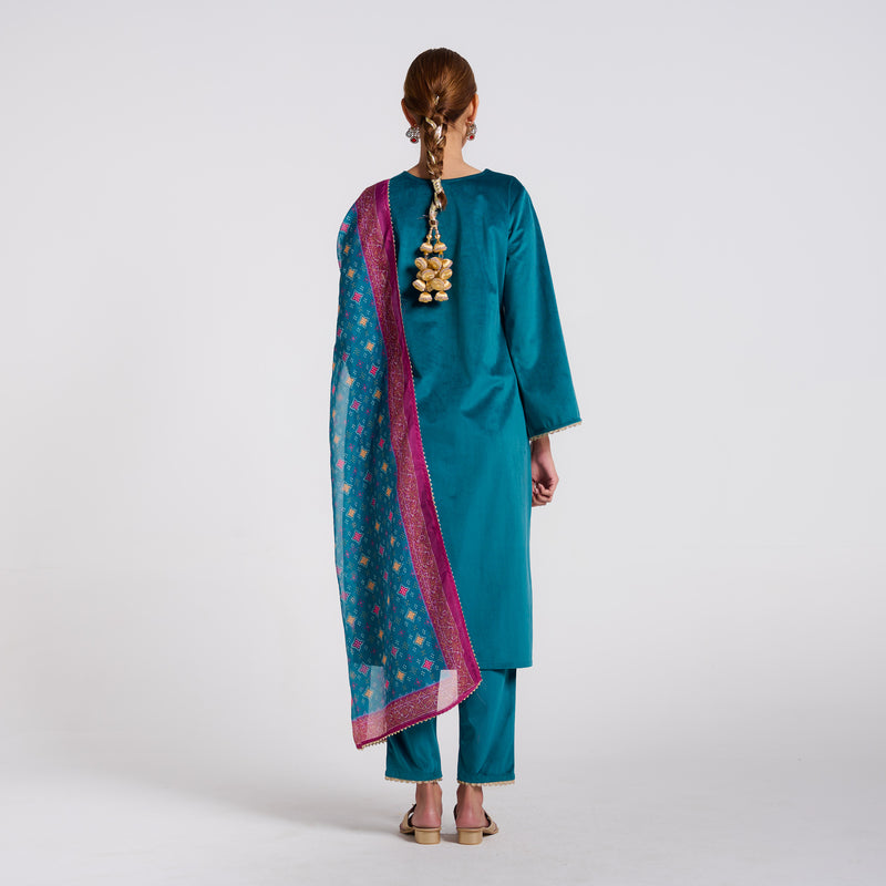 Teal Embroidered Zareen Velvet Set with Dupatta