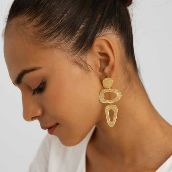 Glamorous Geometrical Shape Earrings - Gold