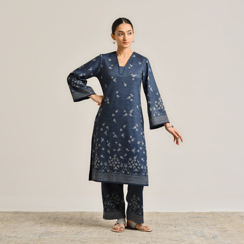 Blue Contemporary Woollen Kurta Set with Lace Detail