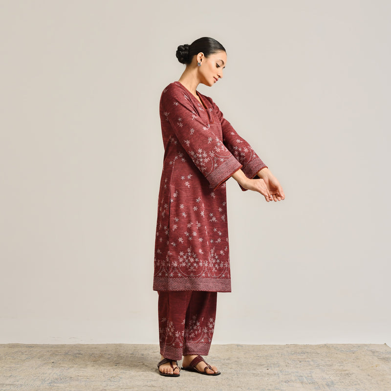 Maroon Contemporary Woollen Kurta Set with Lace Detail