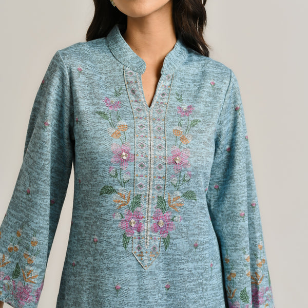 Skyblue Floral Woollen Kurta with Embroidery Detail